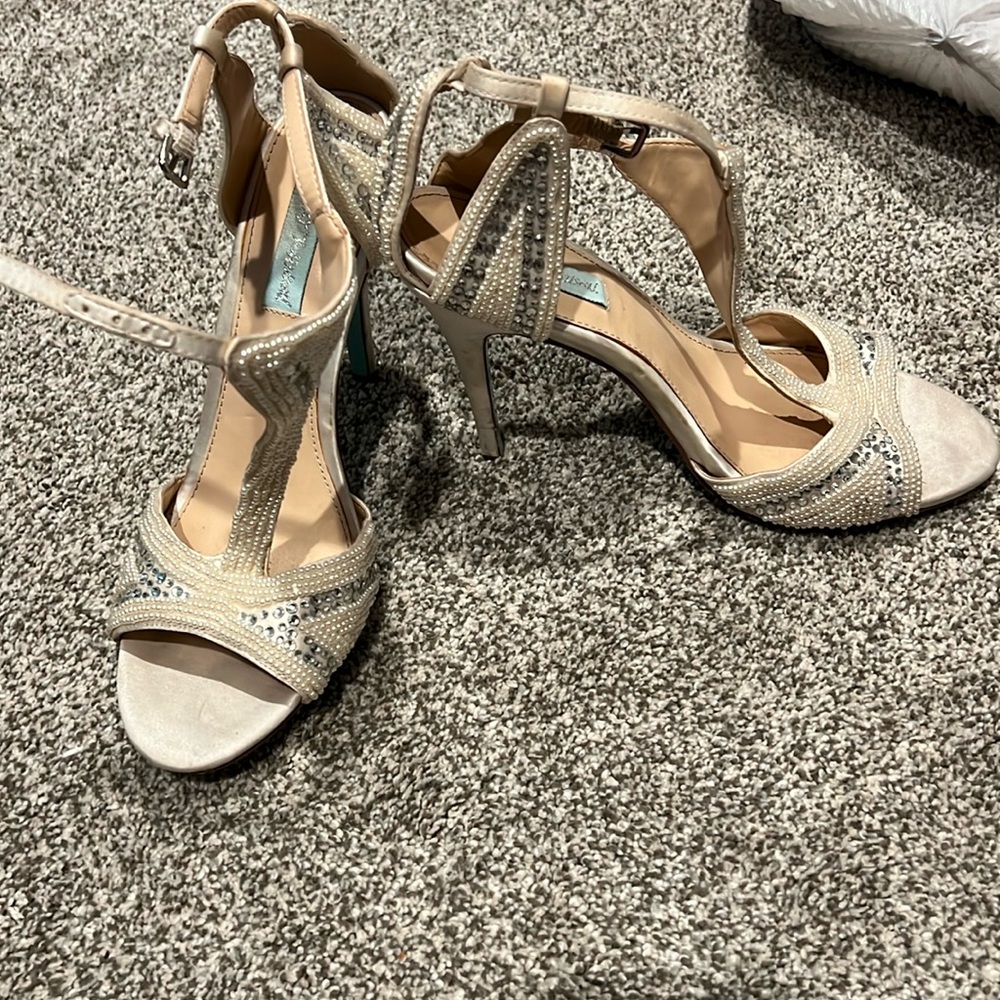 Jeweled heel